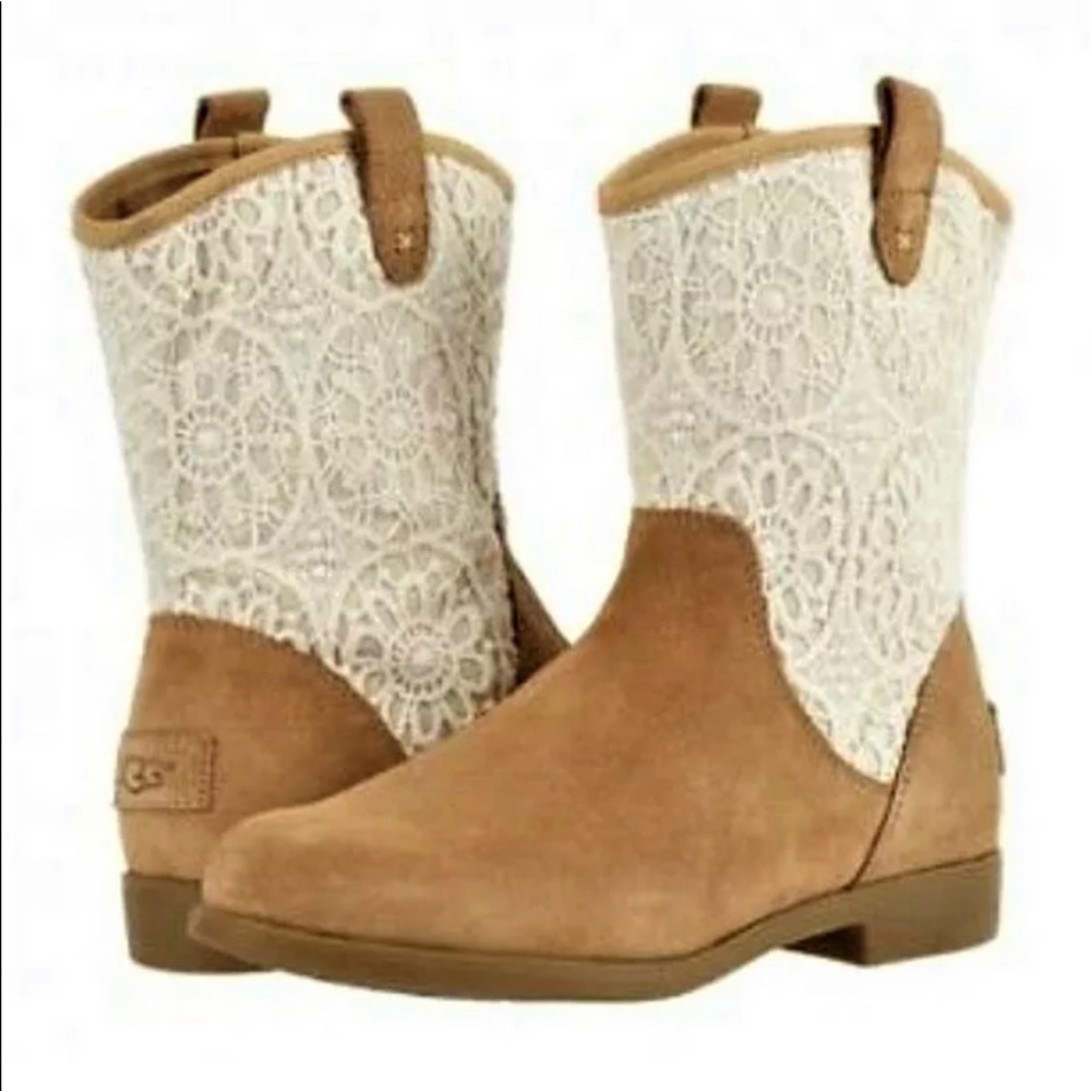 Ugg Dahlia Lace boots